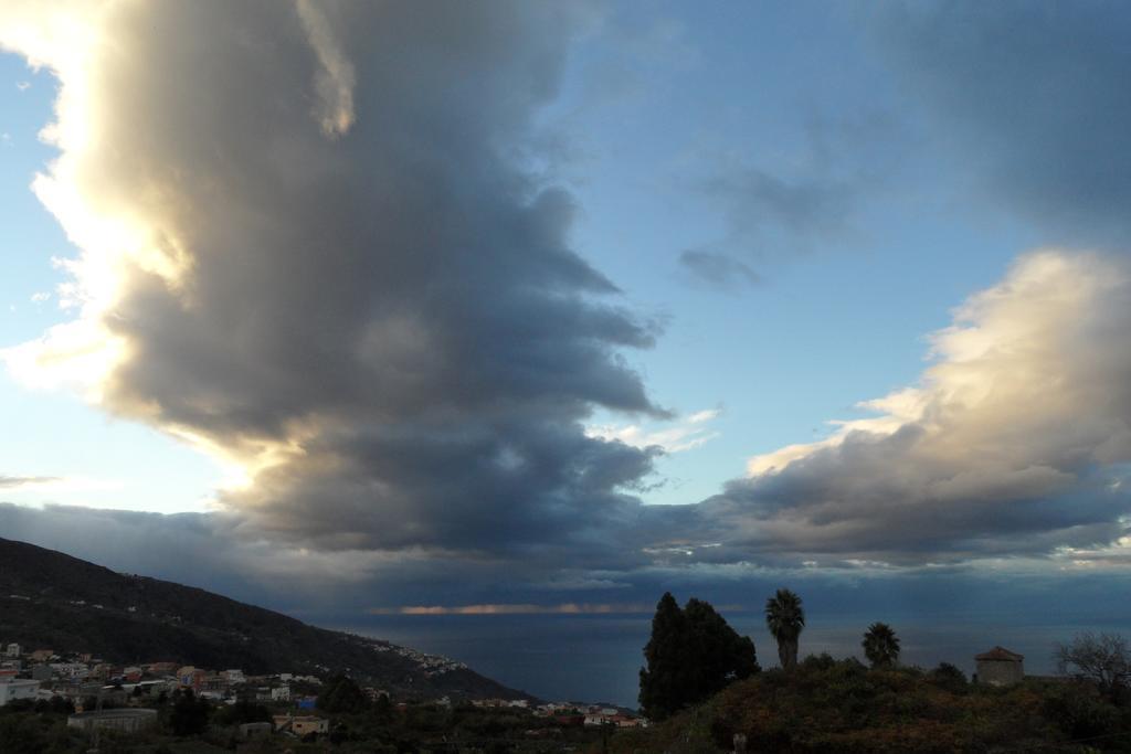 Finca Cueva Del Viento Icod De Los Vinos Bilik gambar